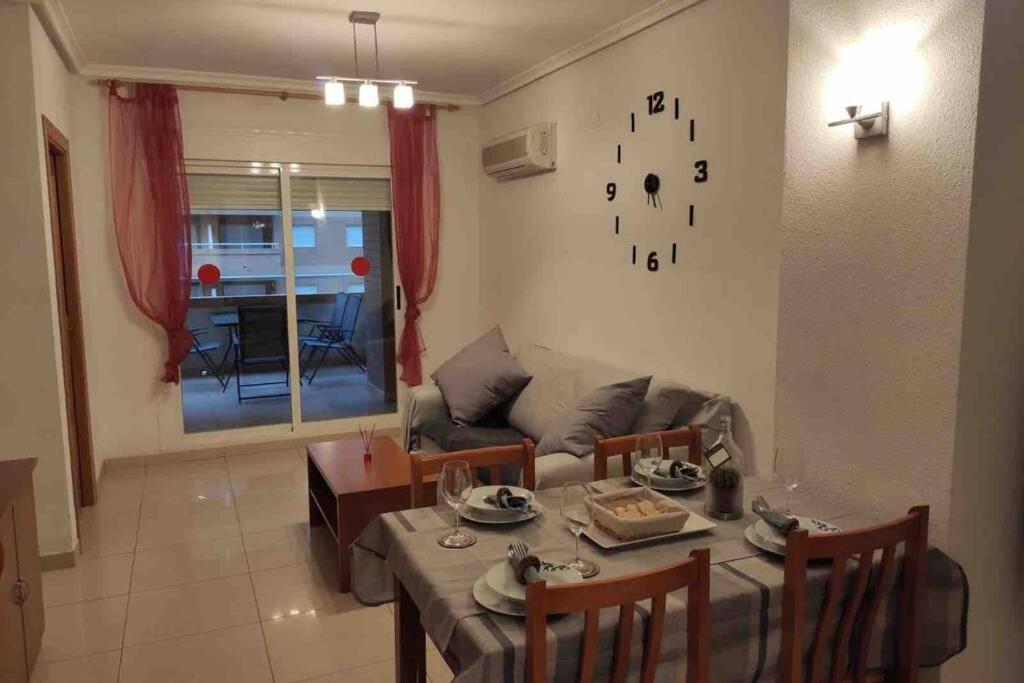 אורופסה דל מר Apartamento Con Hidromasaje 1ª Linea De Playa מראה חיצוני תמונה